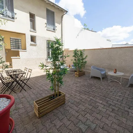 Appartunique - Chez Murillo - Thermes - Calme & Cour
